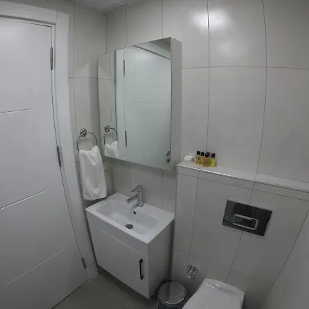Dalyan Elit Apart Otel 3* Çeşme